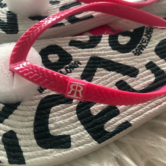 Robin Ruth | Shoes | Robin Ruth Original Flip Flops From Barcelona M ...